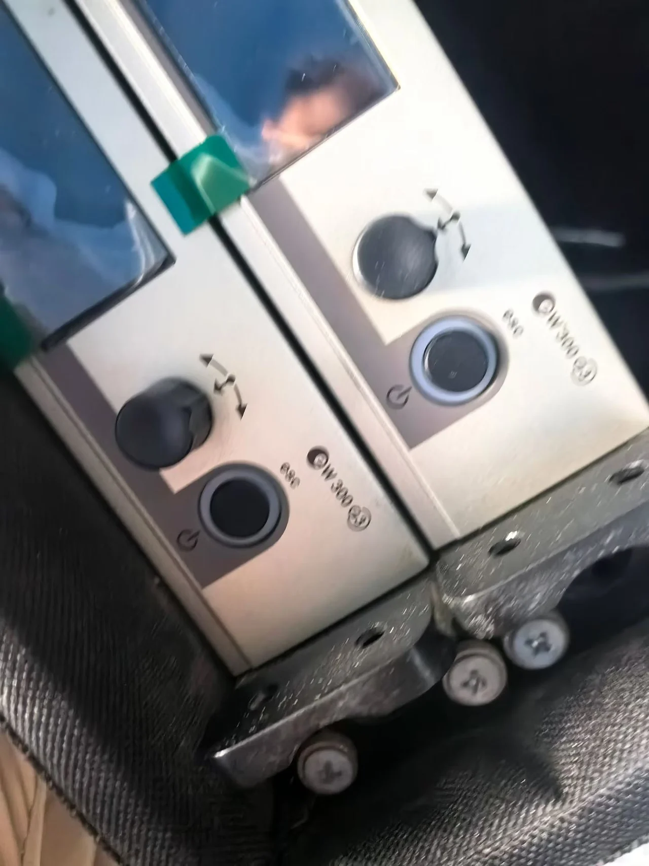 Supplied photograph of Sennheiser 300 G3 components; identity and availability require confirmation — photograph 4