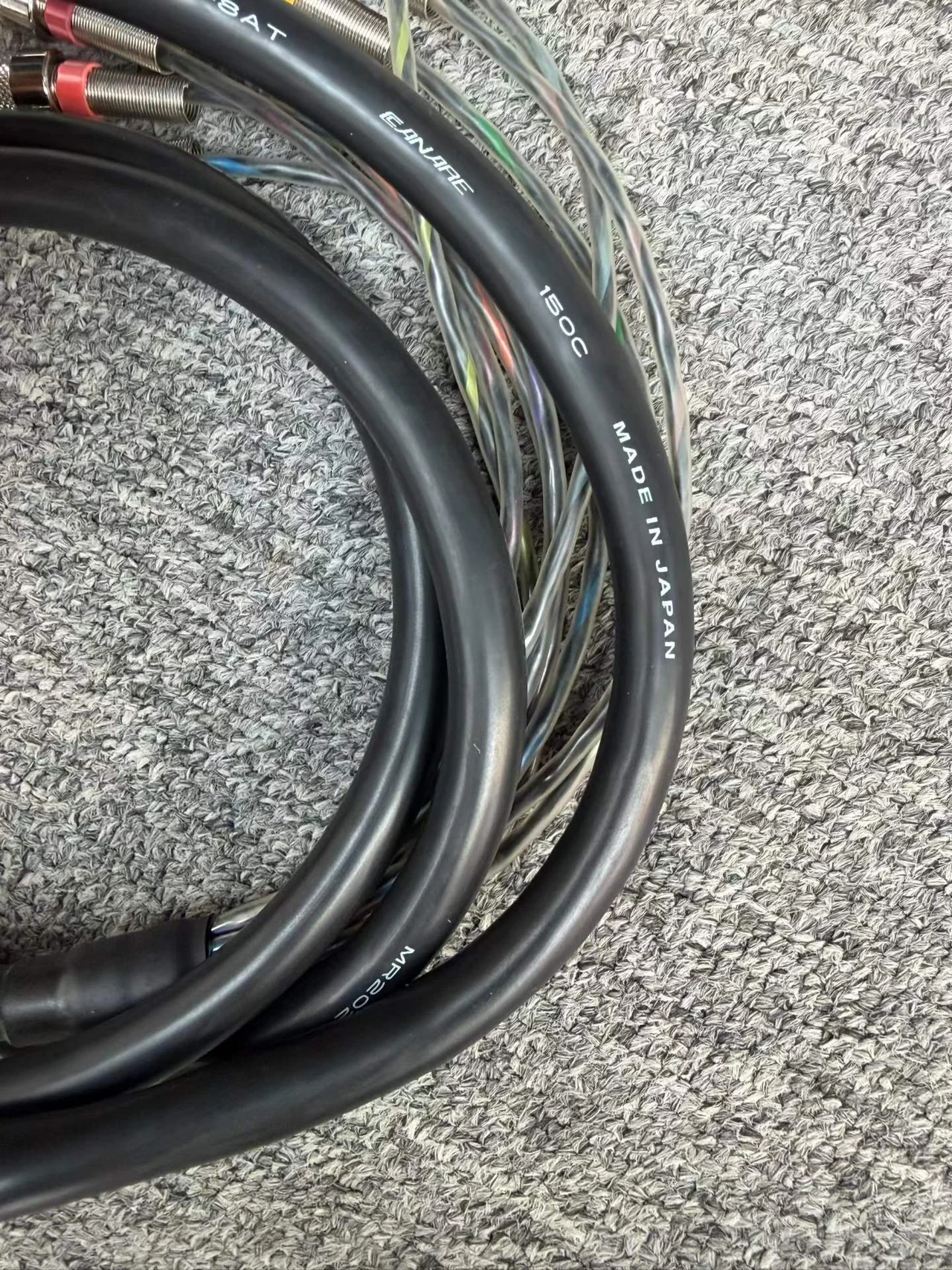 Supplied photograph of Unbranded / to confirm DB25 to XLR loom; identity and availability require confirmation — photograph 2